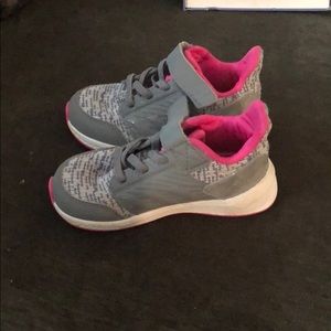 adidas Shoes - Adidas toddler girl sneaker. adidas Shoes - Adidas toddler girl sneaker.